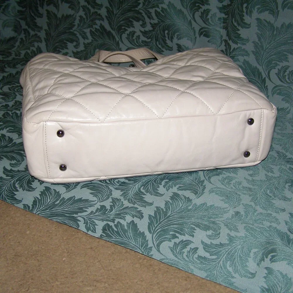 💖 CHANEL Portobello White Quilted Leather & Pink Suede Tote/Shoulder Bag